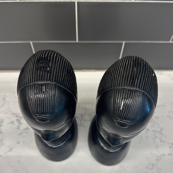 Vintage Ebony and Gold Accent Busts - Picture 4 of 10